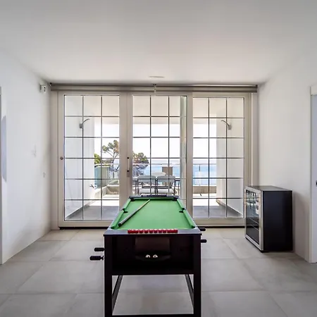 Oceanfront, Swimming Pool, Jacuzzi Villa *