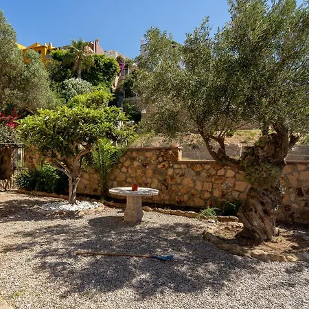 Villa Oceanfront, Swimming Pool, Jacuzzi Lloret de Mar